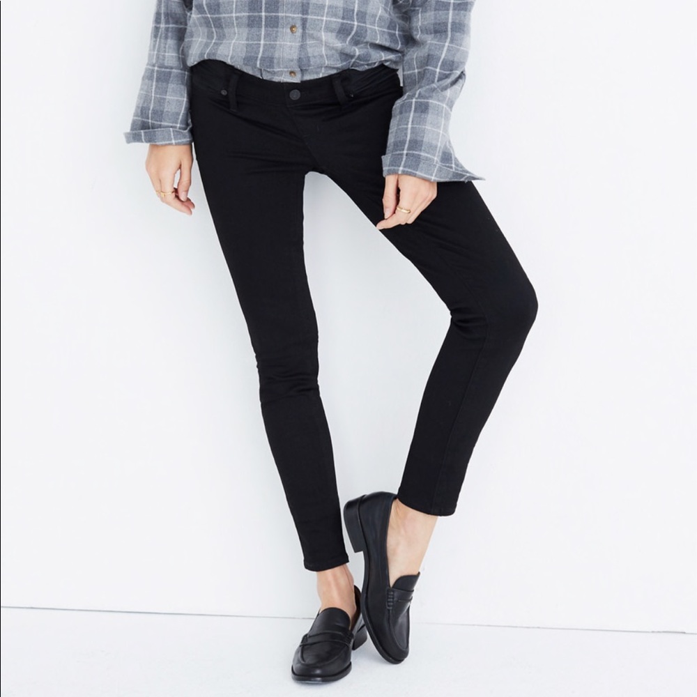 Madewell Maternity Black Frost Jean